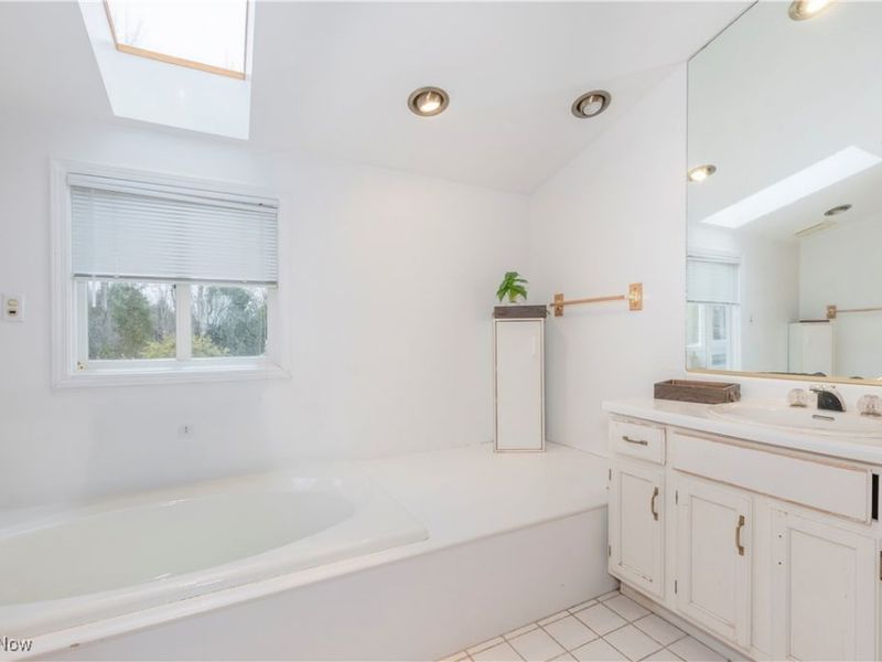 7280 New Hudson Road, Windsor, OH 44099 Photo 17