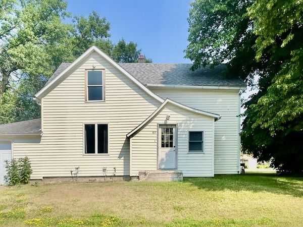 415 BROADWAY Avenue NE, Red Lake Falls, MN 56750