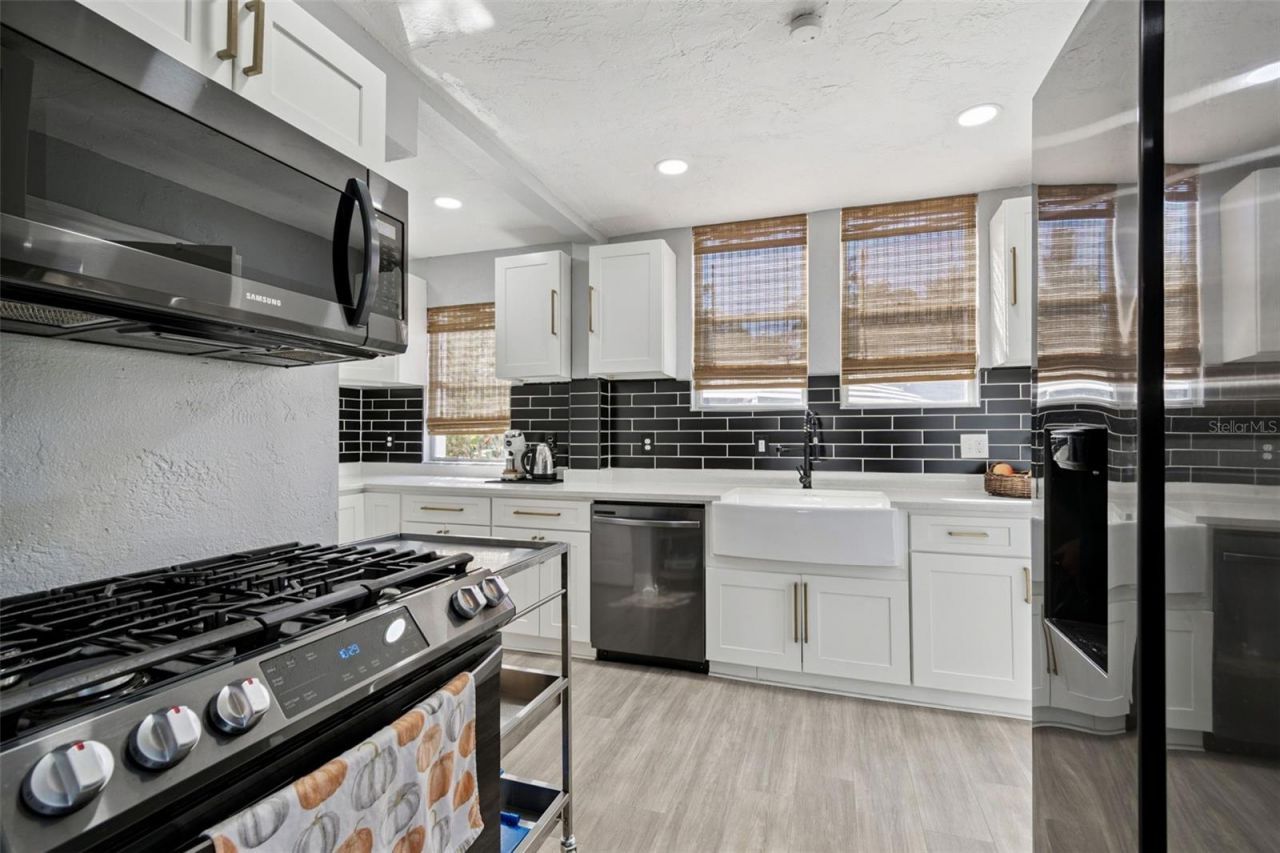 1120 17th Avenue N, Saint Petersburg, FL 33704 Photo