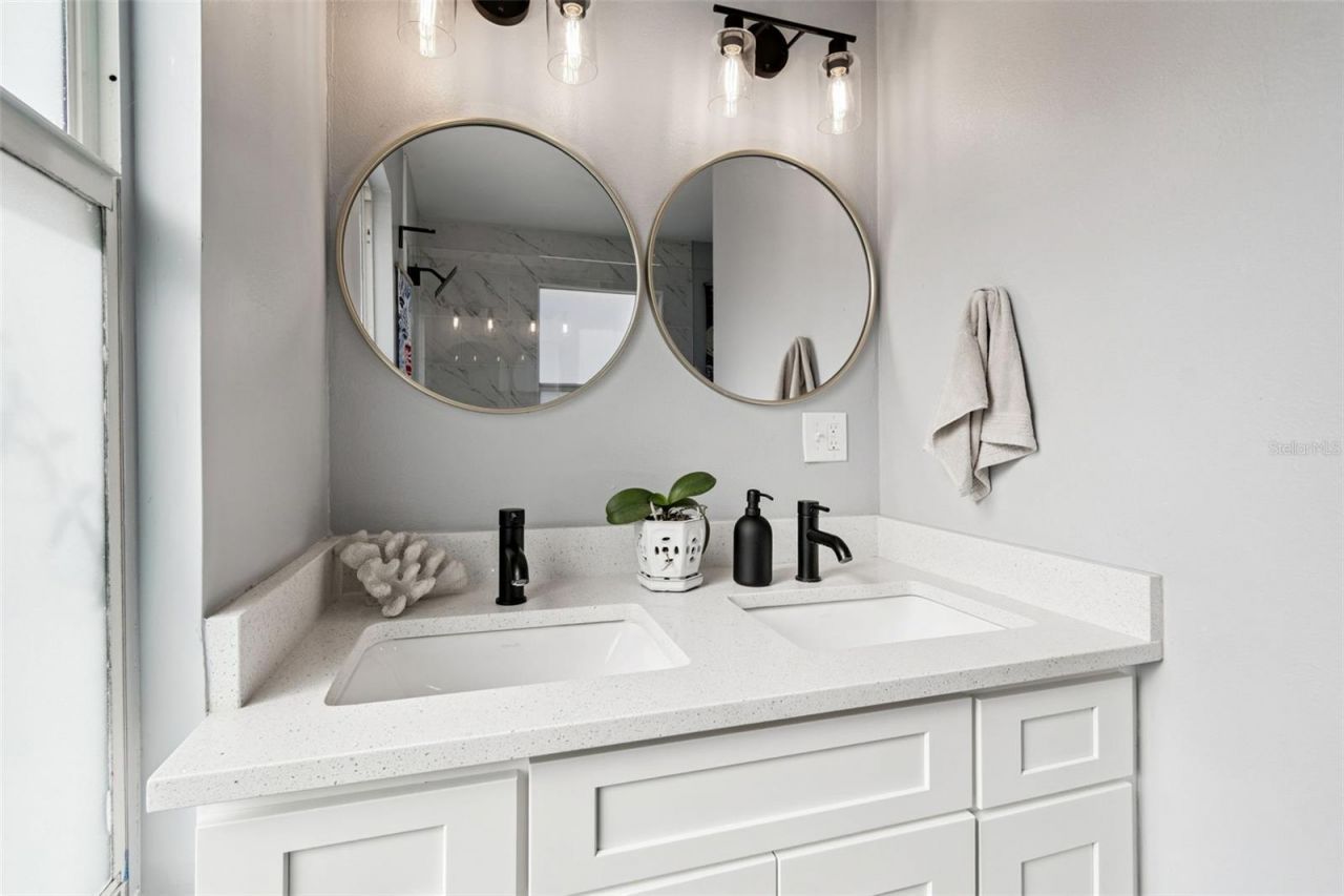 1120 17th Avenue N, Saint Petersburg, FL 33704 Photo