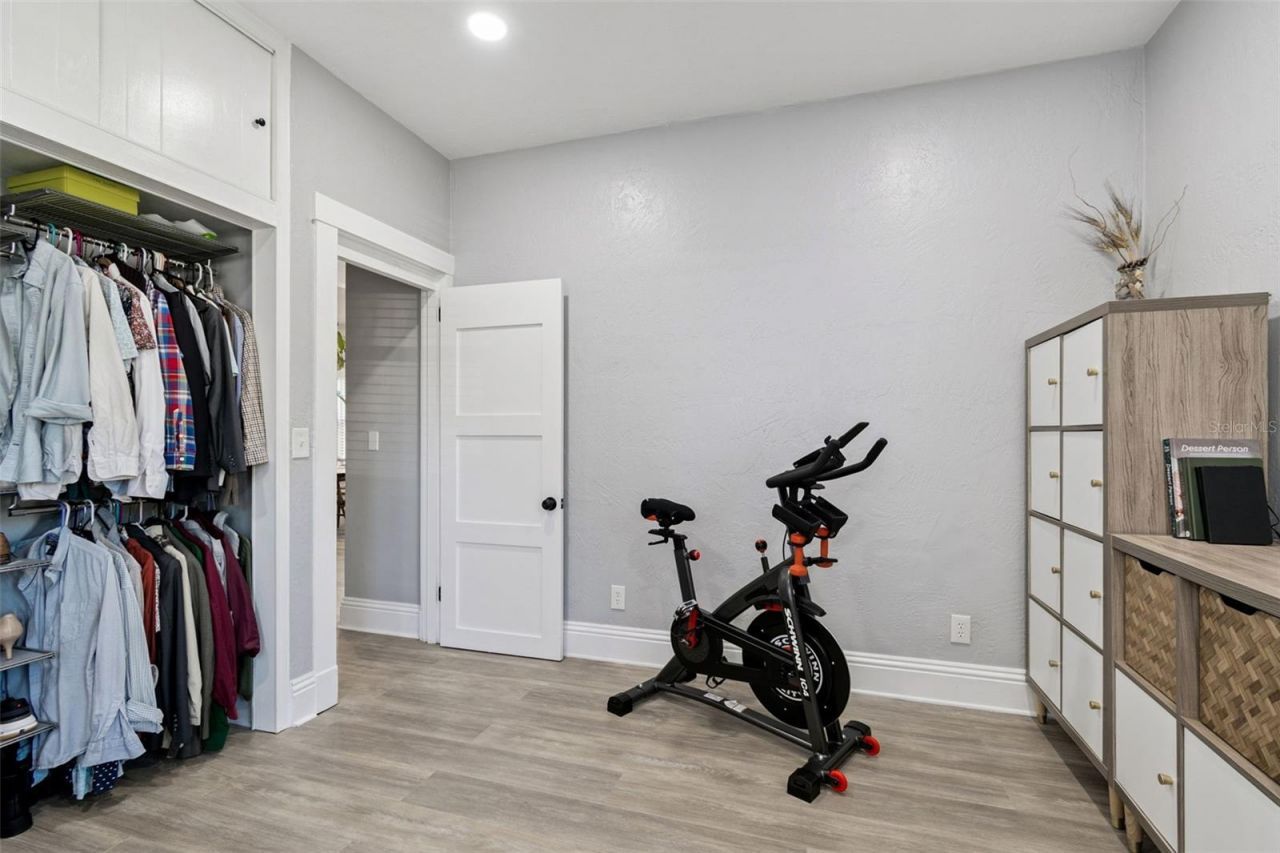 1120 17th Avenue N, Saint Petersburg, FL 33704 Photo