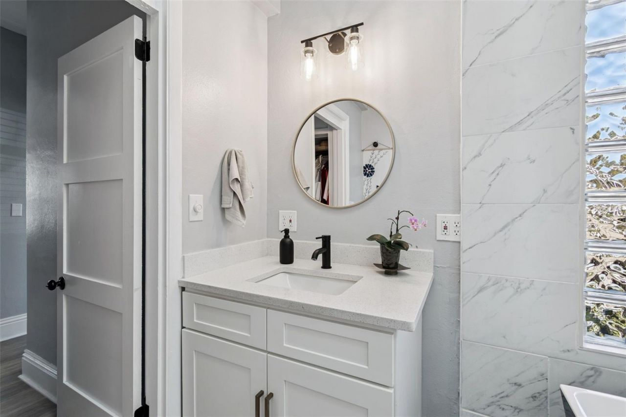 1120 17th Avenue N, Saint Petersburg, FL 33704 Photo