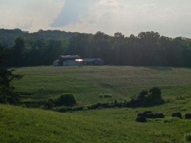 150 Waterfall Lane, Clay City, KY 40312