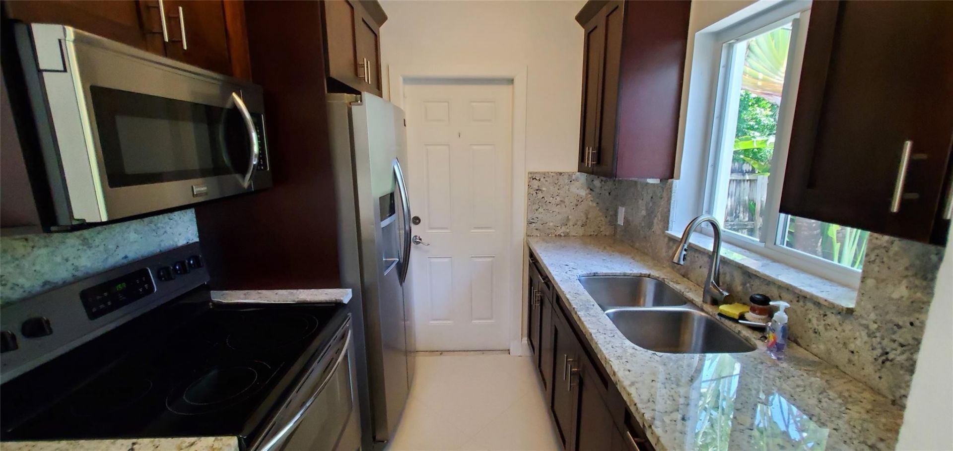 1304 NE 16th Avenue, Fort Lauderdale, FL 33304 Photo