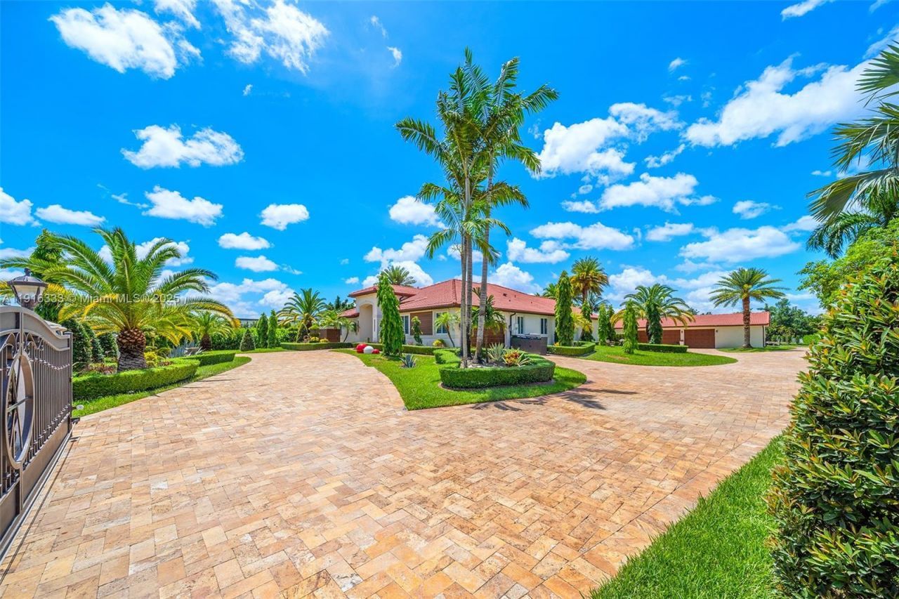 17490 SW 70th Pl, Southwest Ranches, FL 33331 Photo