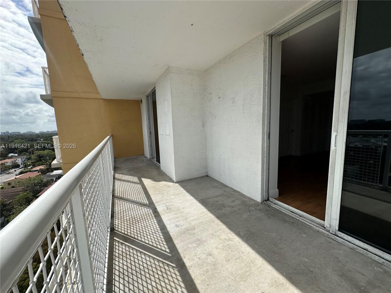 900 SW 8th St, Unit 1010, Miami, FL 33130 Photo