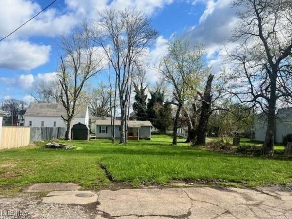 907-909 14th Street, Parkersburg, WV 26101