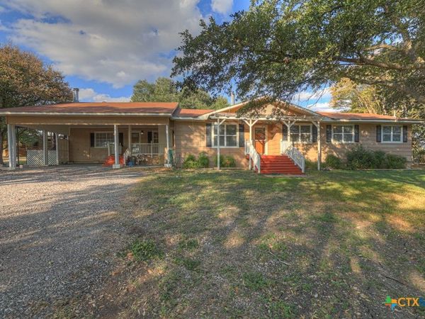 311 Weiss Road, New Braunfels, TX 78130