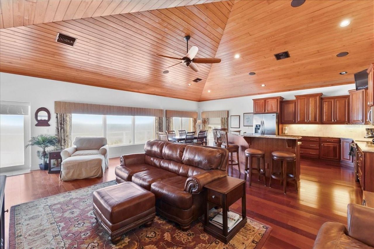 5609 S Atlantic Avenue, New Smyrna Beach, FL 32169 Photo