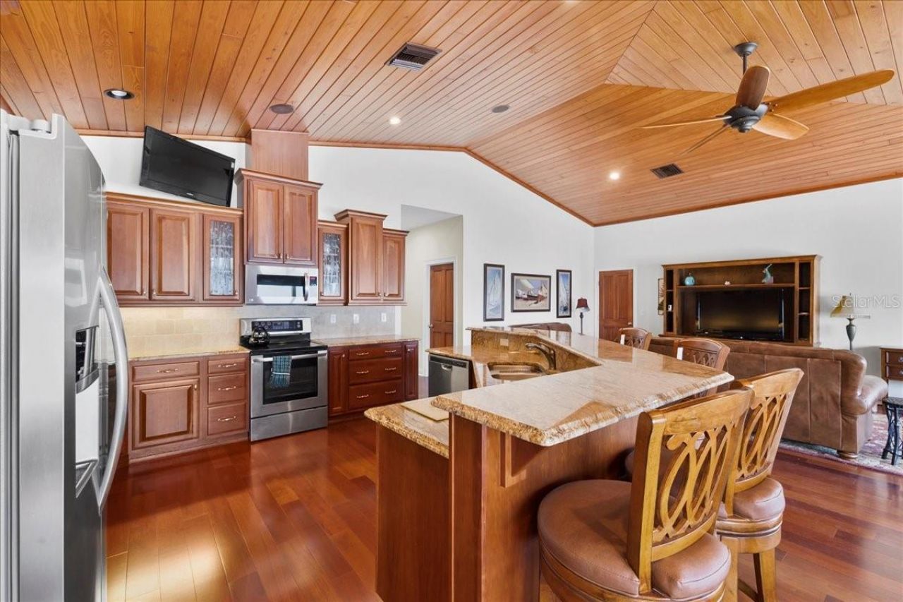 5609 S Atlantic Avenue, New Smyrna Beach, FL 32169 Photo