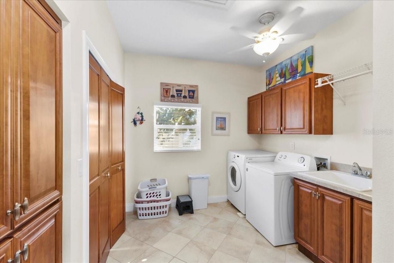 5609 S Atlantic Avenue, New Smyrna Beach, FL 32169 Photo