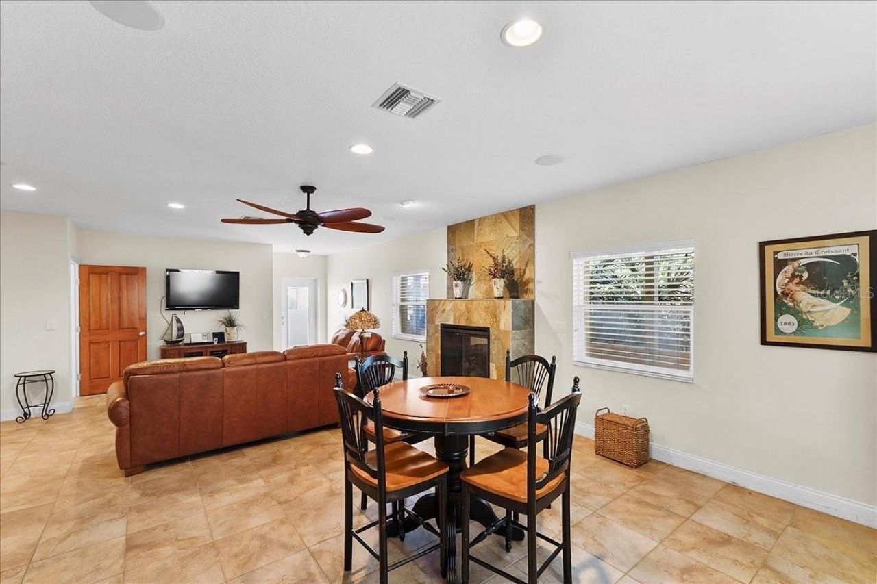 5609 S Atlantic Avenue, New Smyrna Beach, FL 32169 Photo