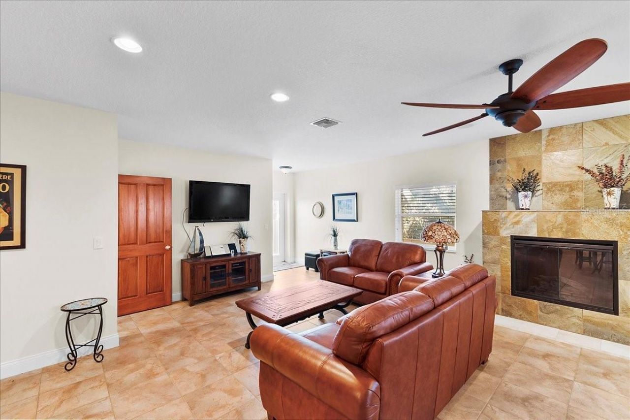 5609 S Atlantic Avenue, New Smyrna Beach, FL 32169 Photo