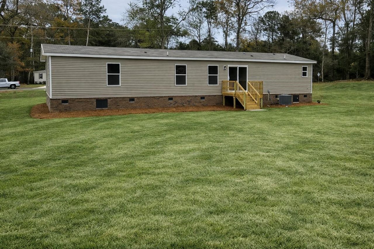 105 Martin Drive Photo 13