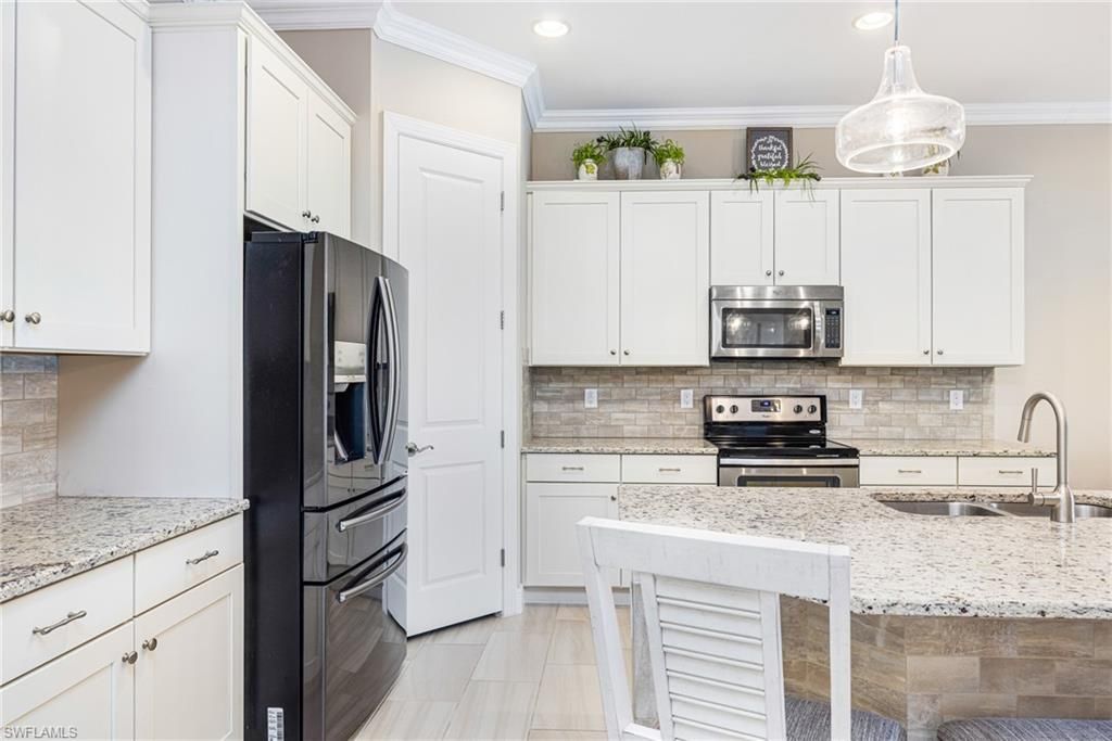 10386 Materita Dr, Fort Myers, FL 33913 Photo