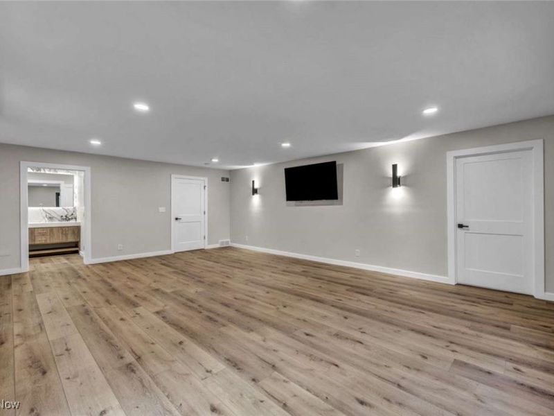 31900 Chardon Road, Willoughby Hills, OH 44094 Photo 23