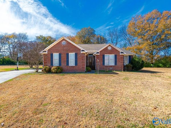 169 Crab Apple Road, Huntsville, AL 35811