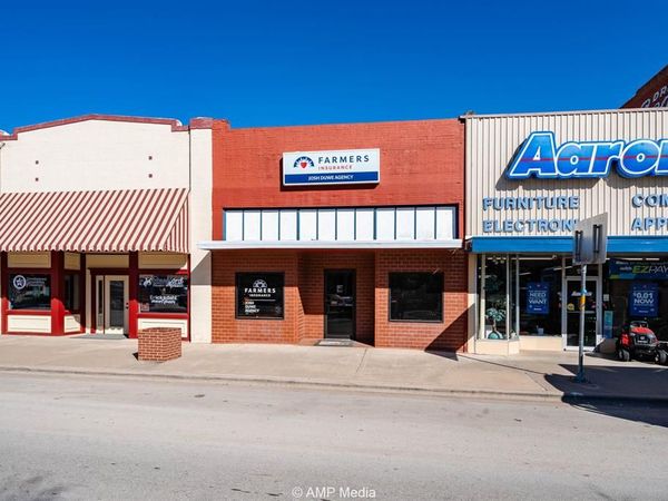 109 E Mcharg Street, Stamford, TX 79553