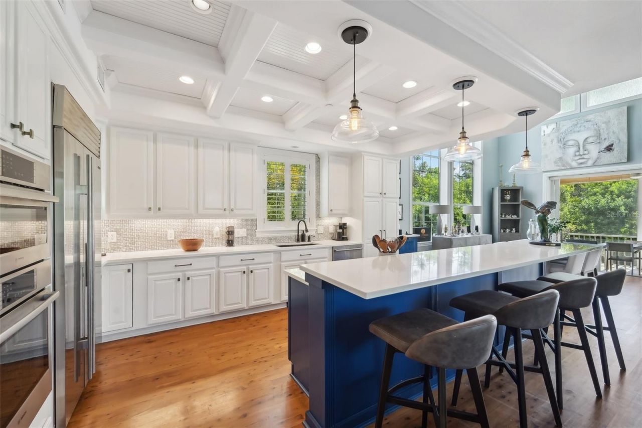 6330 Laguna Drive, Longboat Key, FL 34228 Photo