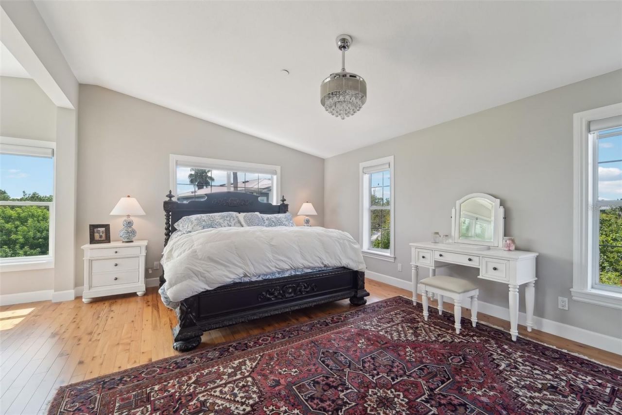 6330 Laguna Drive, Longboat Key, FL 34228 Photo