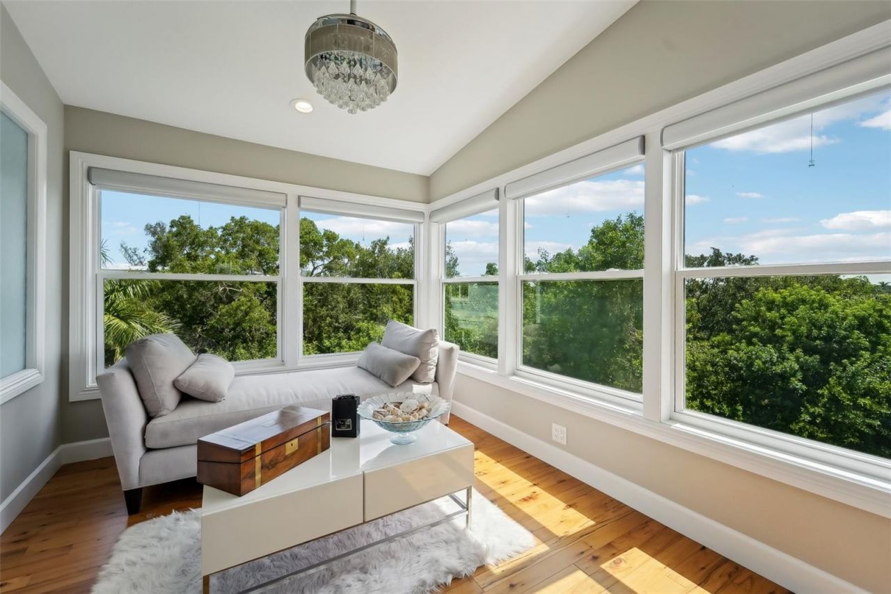 6330 Laguna Drive, Longboat Key, FL 34228 Photo