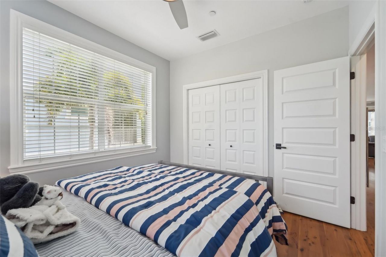 6330 Laguna Drive, Longboat Key, FL 34228 Photo