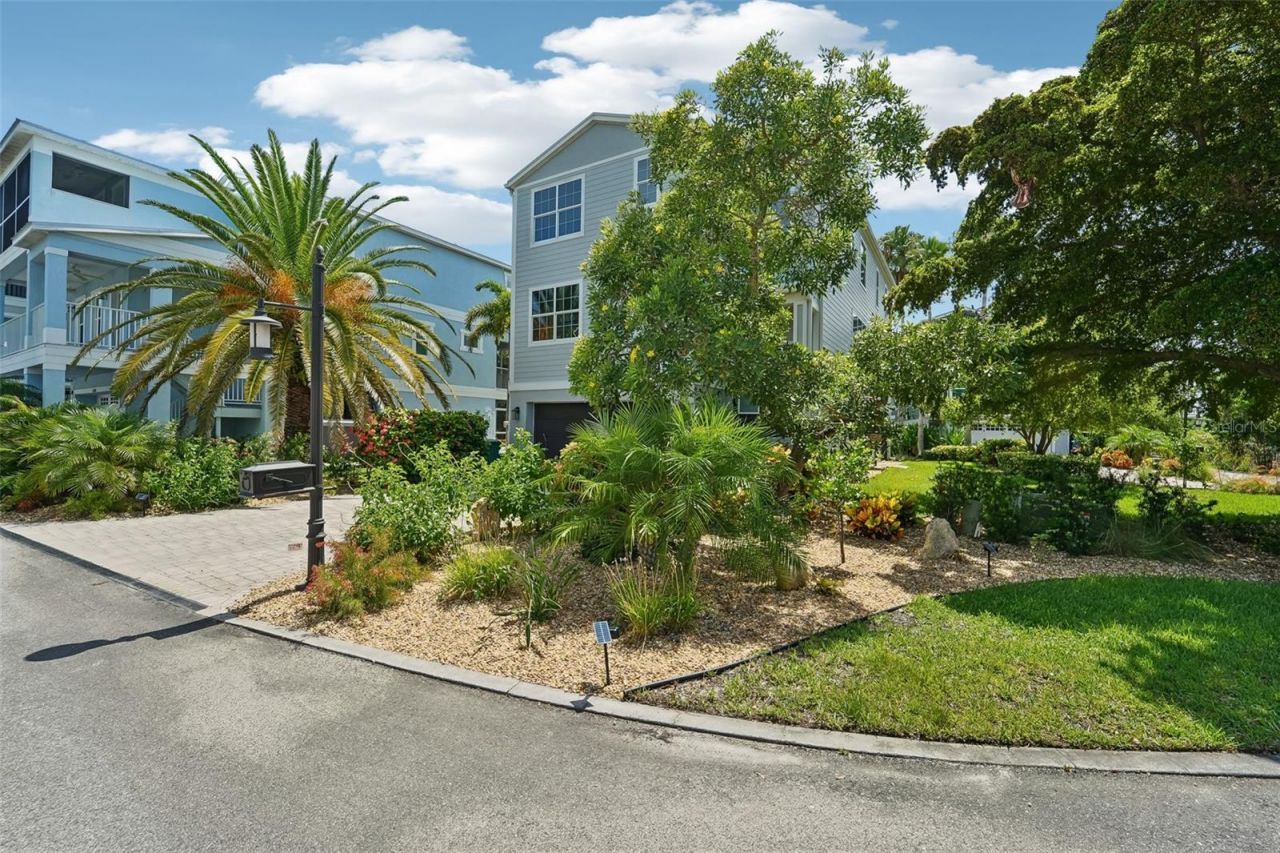 6330 Laguna Drive, Longboat Key, FL 34228 Photo