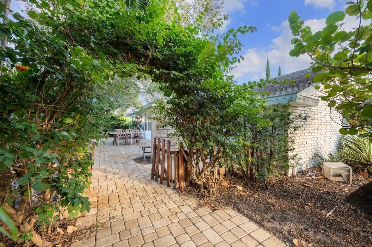 5017 Pelleport Avenue, Belle Isle, FL 32812 Photo