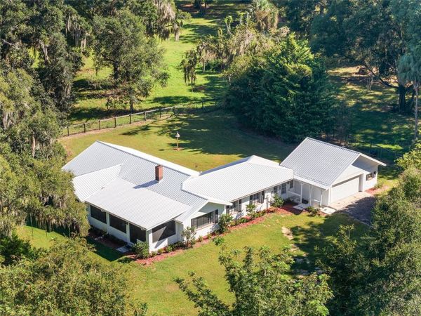 17067 NW GAINESVILLE ROAD, REDDICK, FL 32686