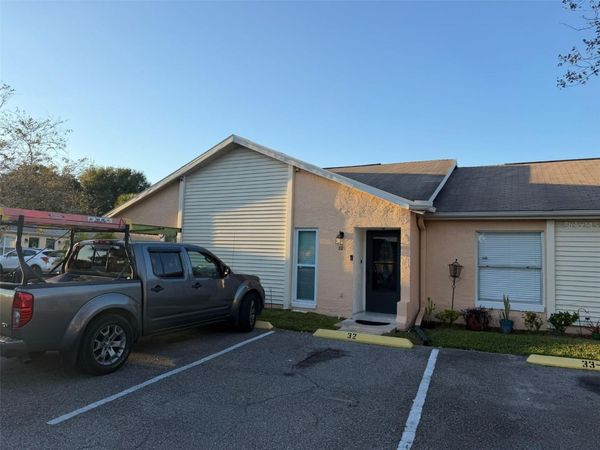 32 W COUNTRY COVE WAY, Unit 32, KISSIMMEE, FL 34743