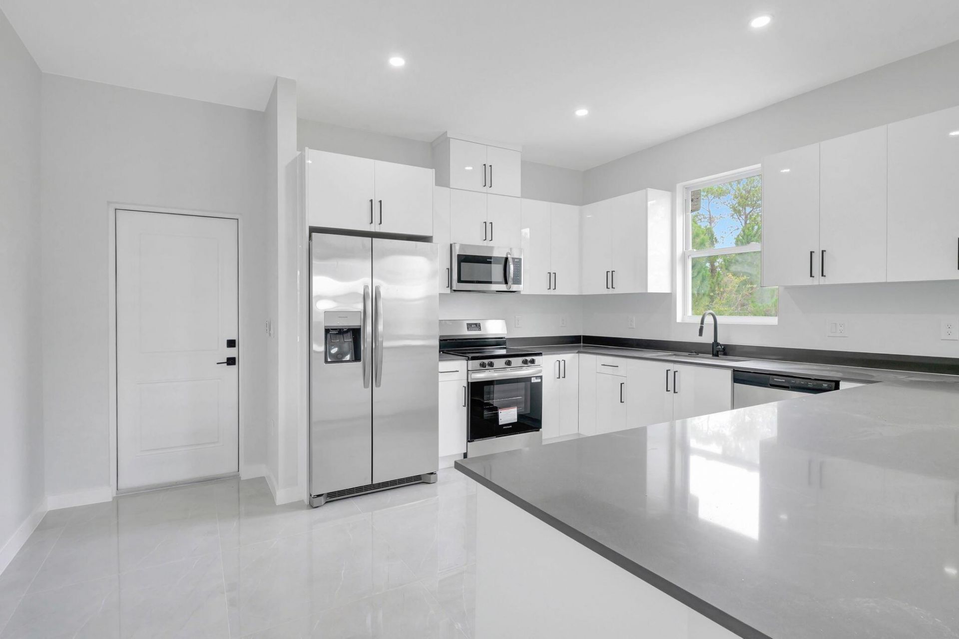 1072 Norton Avenue S, Lehigh Acres, FL 33974 Photo