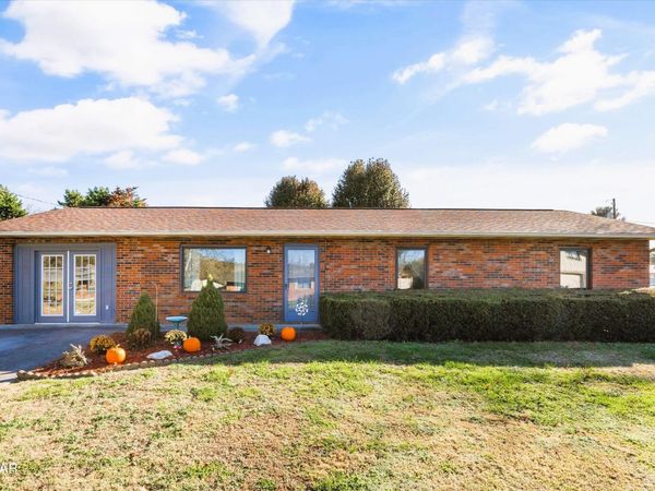 231 River Bottom Drive, Sevierville, TN 37862