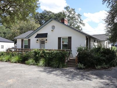 202 N Live Oak Drive, Moncks Corner, SC 29461