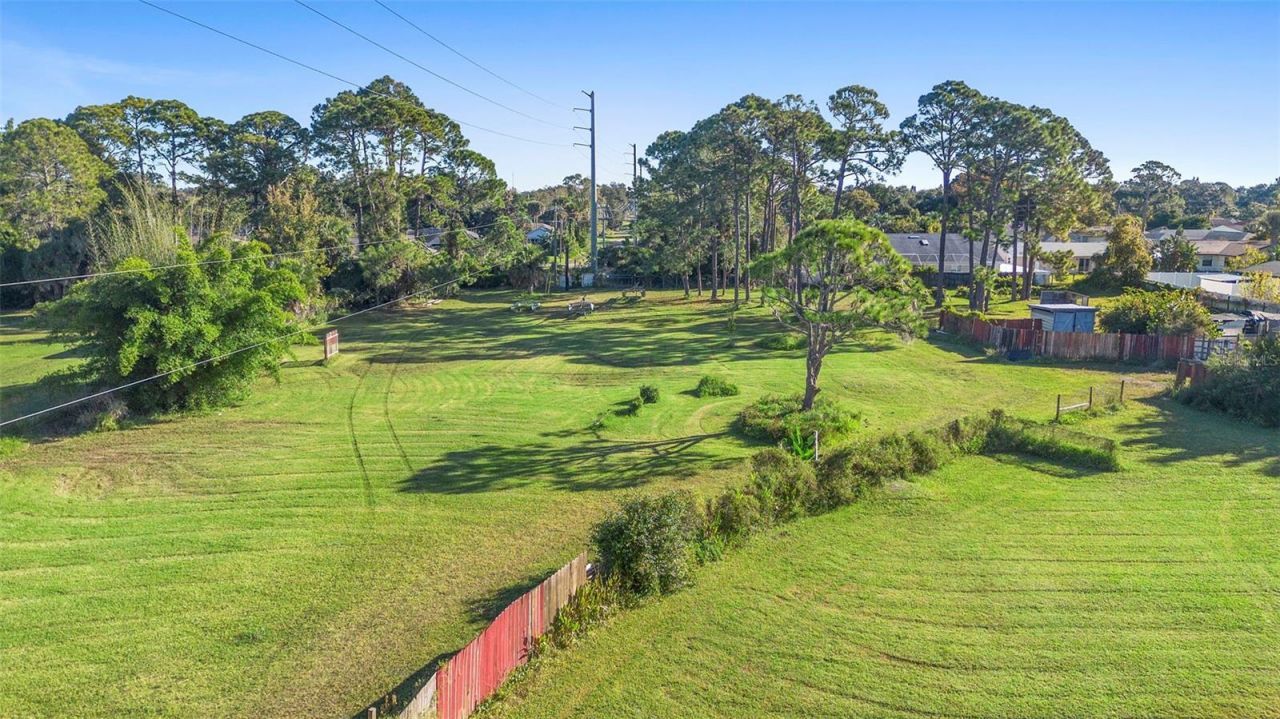 1679 N Pinedale Road, Edgewater, FL 32132 Photo