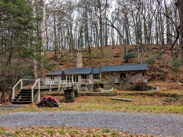 445 Miller Park Rd, Holland, NJ 08848