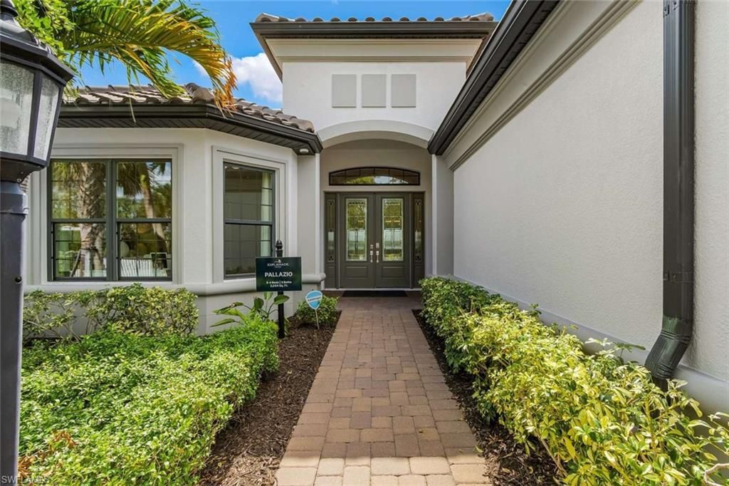 11591 Venetian Lagoon Dr, Fort Myers, FL 33913 Photo