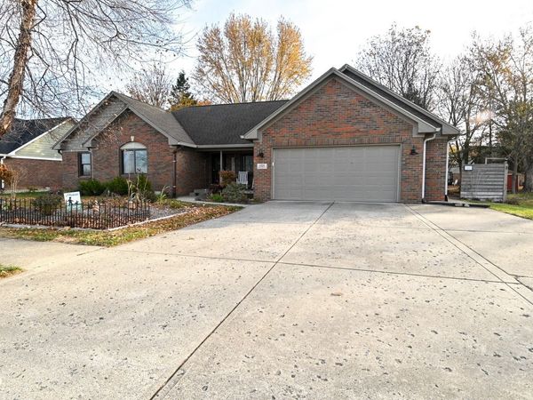 1105 S Odell Street, Brownsburg, IN 46112