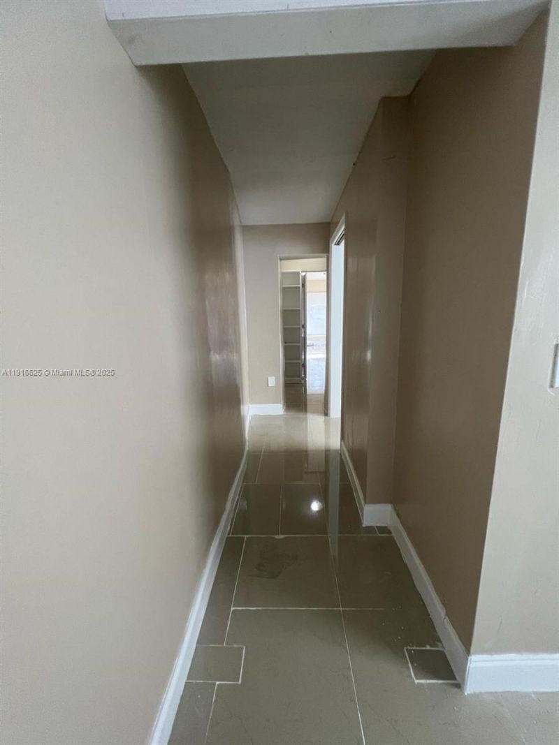 4121 SW 20th St, Unit 1, Fort Lauderdale, FL 33317 Photo