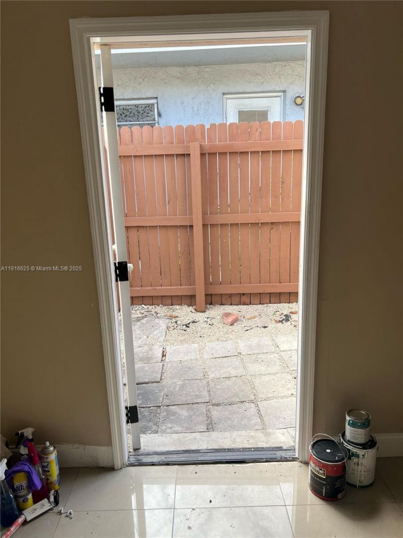 4121 SW 20th St, Unit 1, Fort Lauderdale, FL 33317 Photo