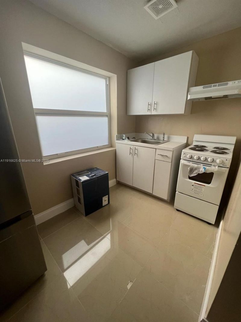 4121 SW 20th St, Unit 1, Fort Lauderdale, FL 33317 Photo