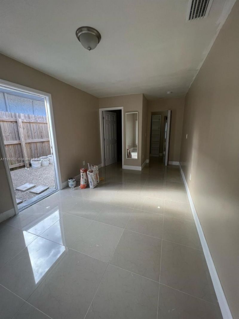 4121 SW 20th St, Unit 1, Fort Lauderdale, FL 33317 Photo