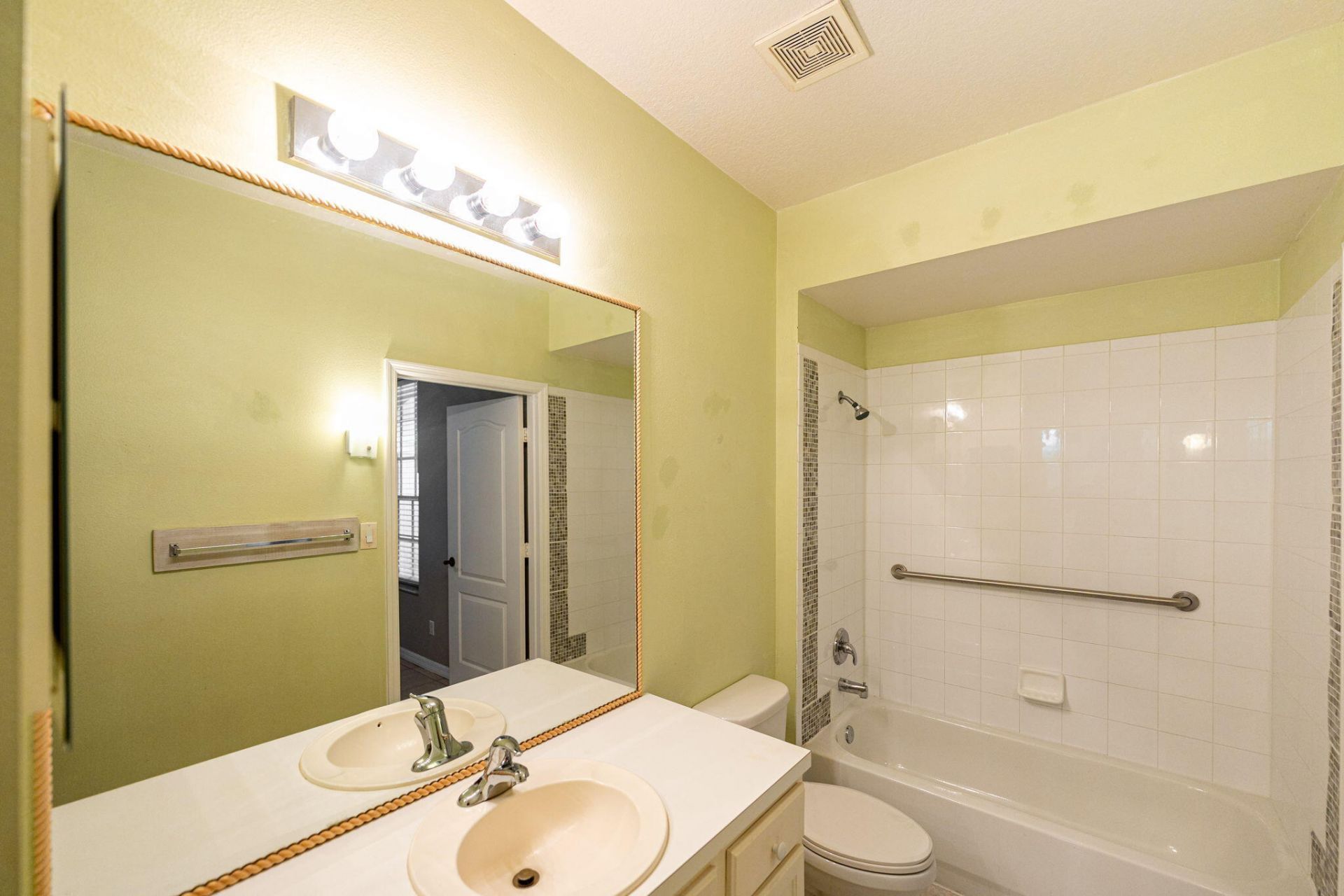 1657 SW Harbour Isles Circle, Port Saint Lucie, FL 34986 Photo