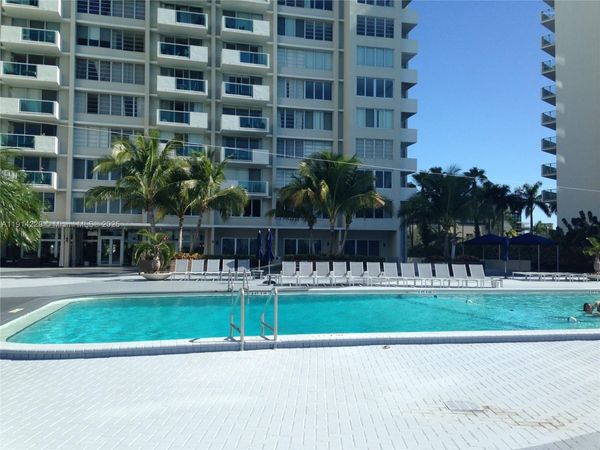 1200 West Ave, Unit 611, Miami Beach, FL 33139