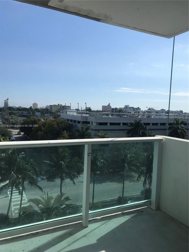 1200 West Ave, Unit 611, Miami Beach, FL 33139 Photo