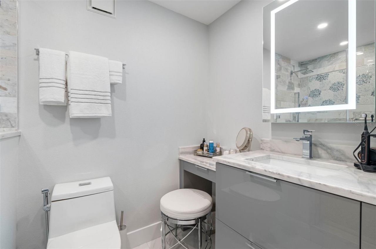 1848 Shore Drive S, Unit 501, South Pasadena, FL 33707 Photo