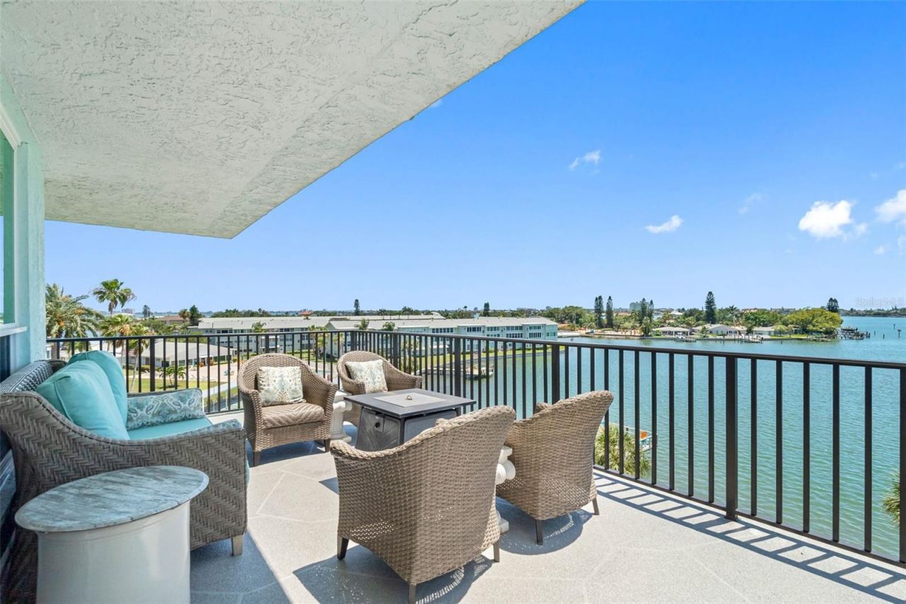 1848 Shore Drive S, Unit 501, South Pasadena, FL 33707 Photo