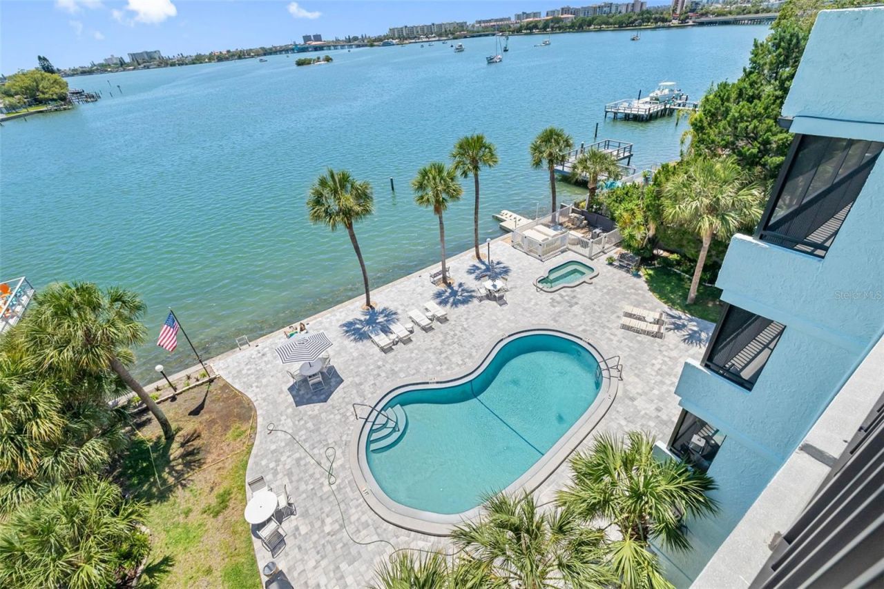 1848 Shore Drive S, Unit 501, South Pasadena, FL 33707 Photo