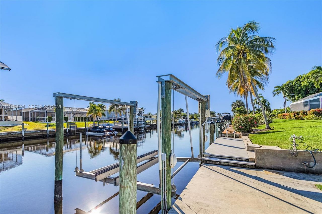 3005 SE 18th, Cape Coral, FL 33904 Photo