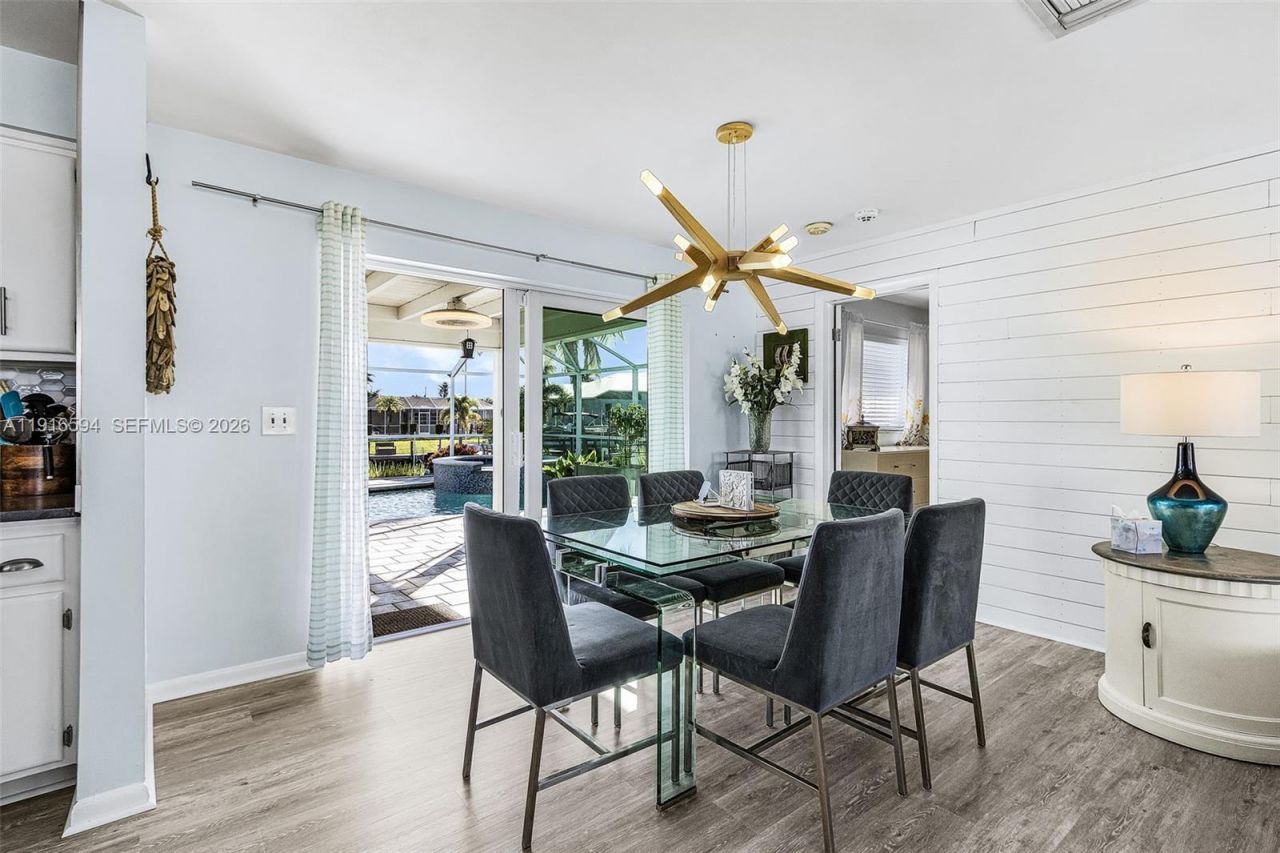 3005 SE 18th, Cape Coral, FL 33904 Photo