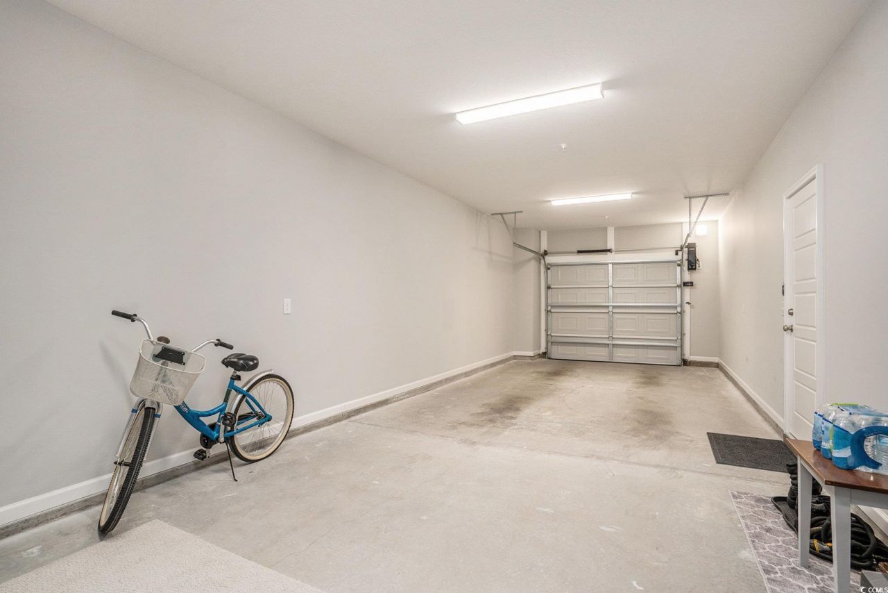 932 Jackline Place Photo 4